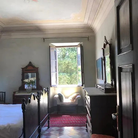 Castello Del Poderetto Bed & Breakfast
