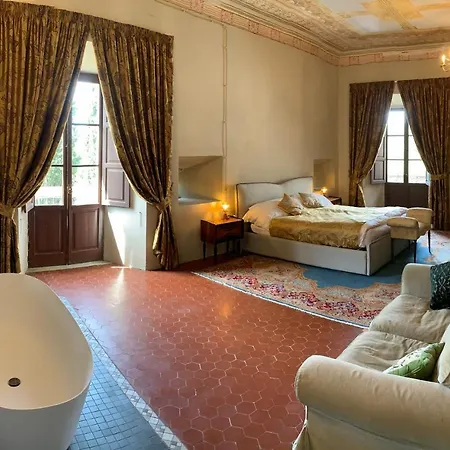 Castello Del Poderetto Bed & Breakfast